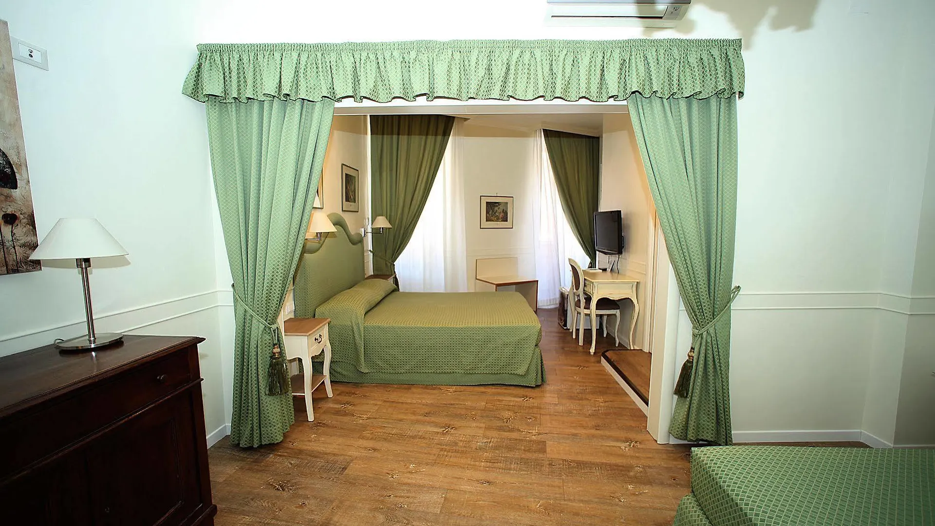 Residenza Ponte Sant'Angelo Hotel Rome Guest house
